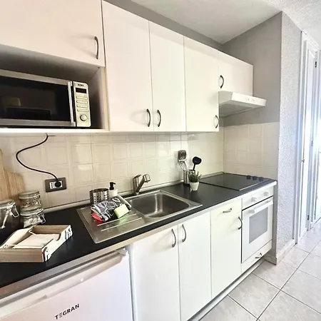 Sea View Hillside Retreat By Deihu Experiences * Los Cristianos (Tenerife)