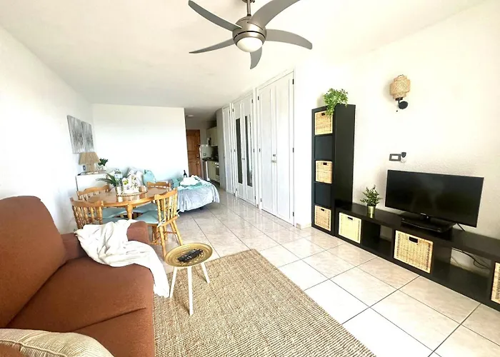 Sea View Hillside Retreat By Deihu Experiences Los Cristianos (Tenerife)