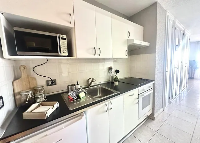 Sea View Hillside Retreat By Deihu Experiences * Los Cristianos (Tenerife)