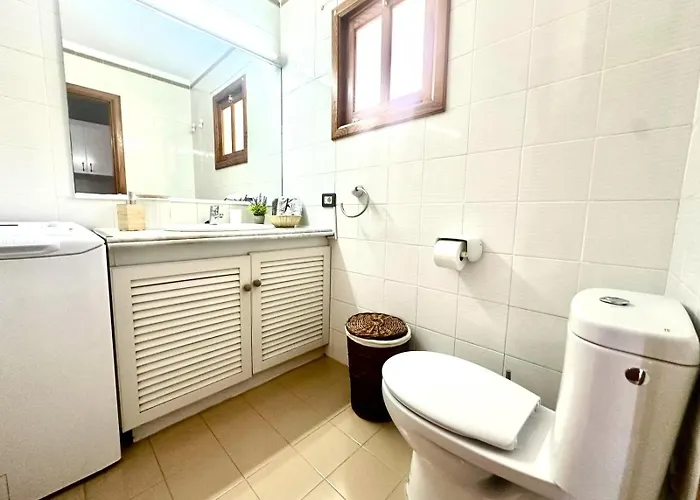 Διαμέρισμα Sea View Hillside Retreat By Deihu Experiences *