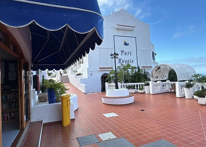 Sea View Hillside Retreat By Deihu Experiences *