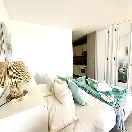 Sea View Hillside Retreat By Deihu Experiences ロスクリスティアーノス